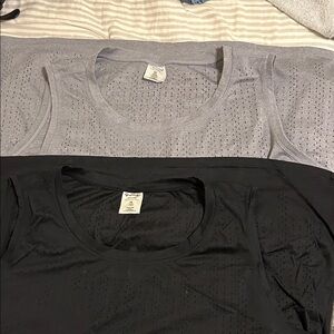 2 Mesh Tank Tops